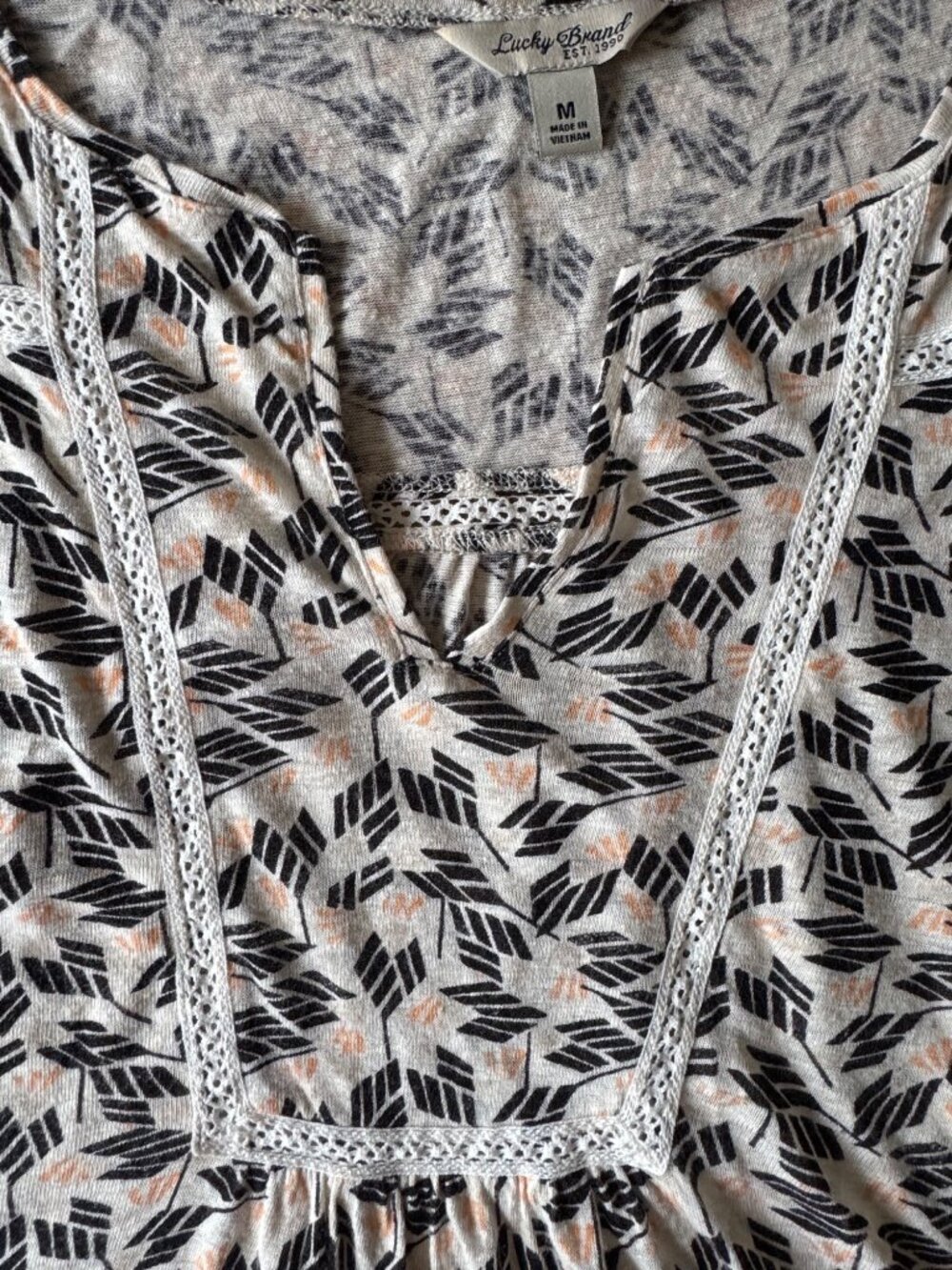 Lucky Brand Boho Top Embroidered Knit 3/4 Sleeve Leaf Print Beige/Black Size M - Picture 7 of 11